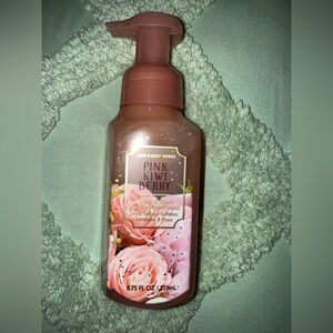 Bath & Body Works Pink Kiwi Berry Hand Soap
